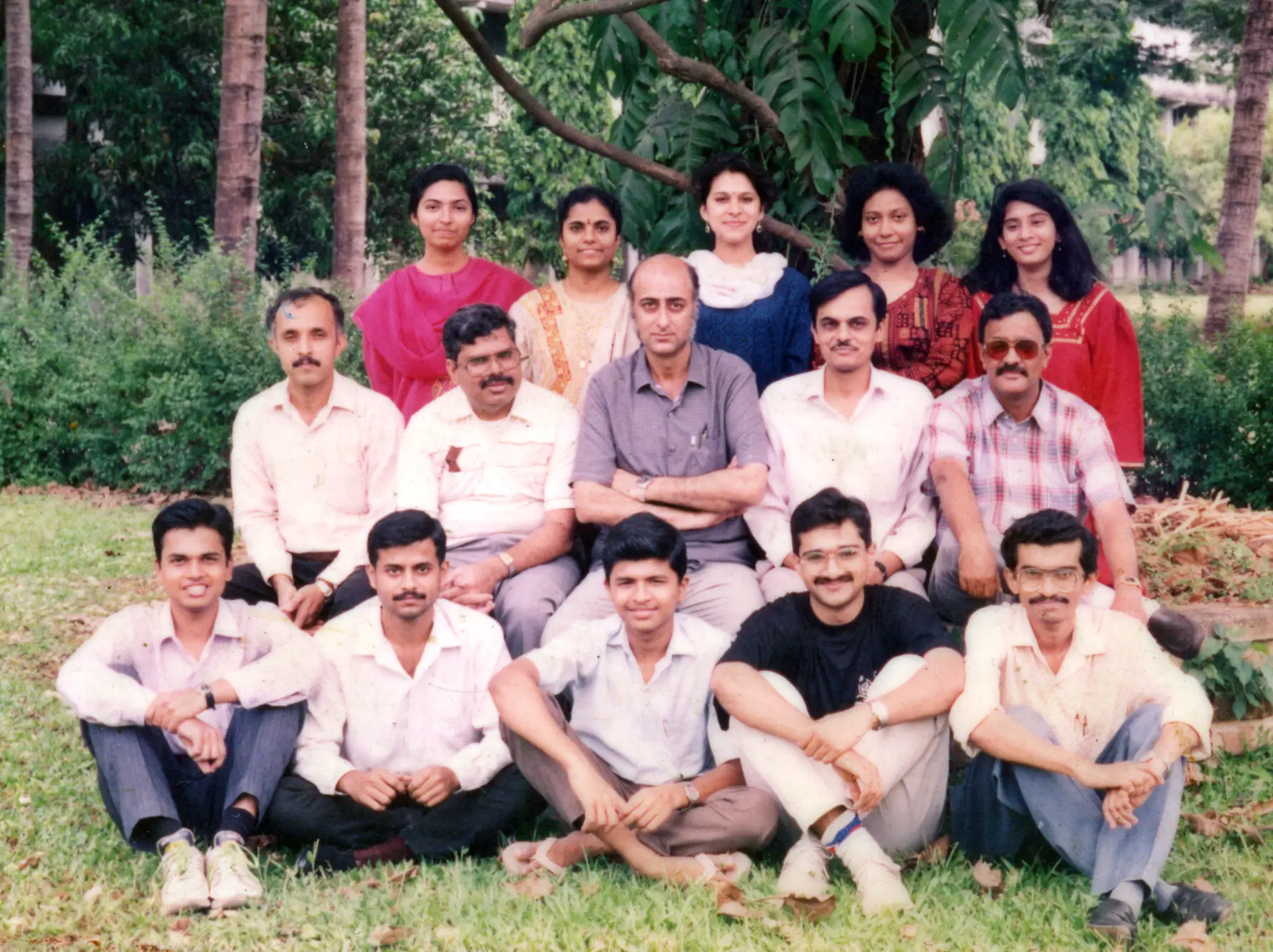 P.J. Bhat, G. Subrahmanyam, Susheel Durani, Narayan Punekar and K.K. Rao with students